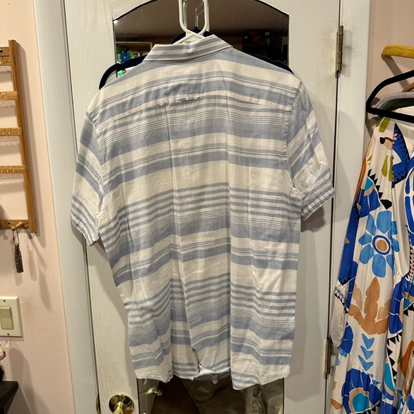 Banana Republic Button Down Shirt - Picture 4 of 4